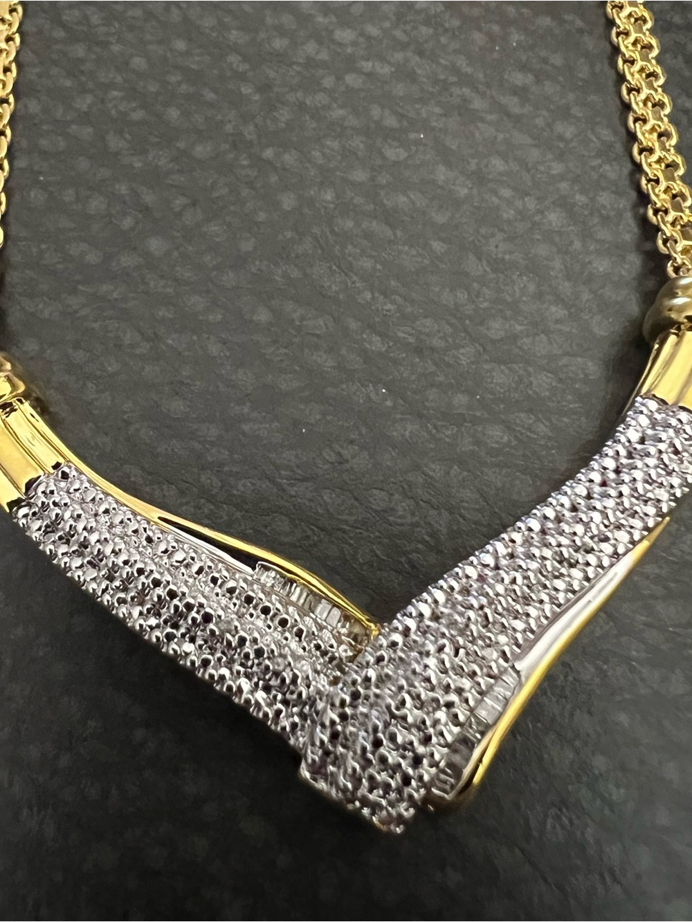 Two-Tone Gold and Silver Pavรฉ V-Point Necklace